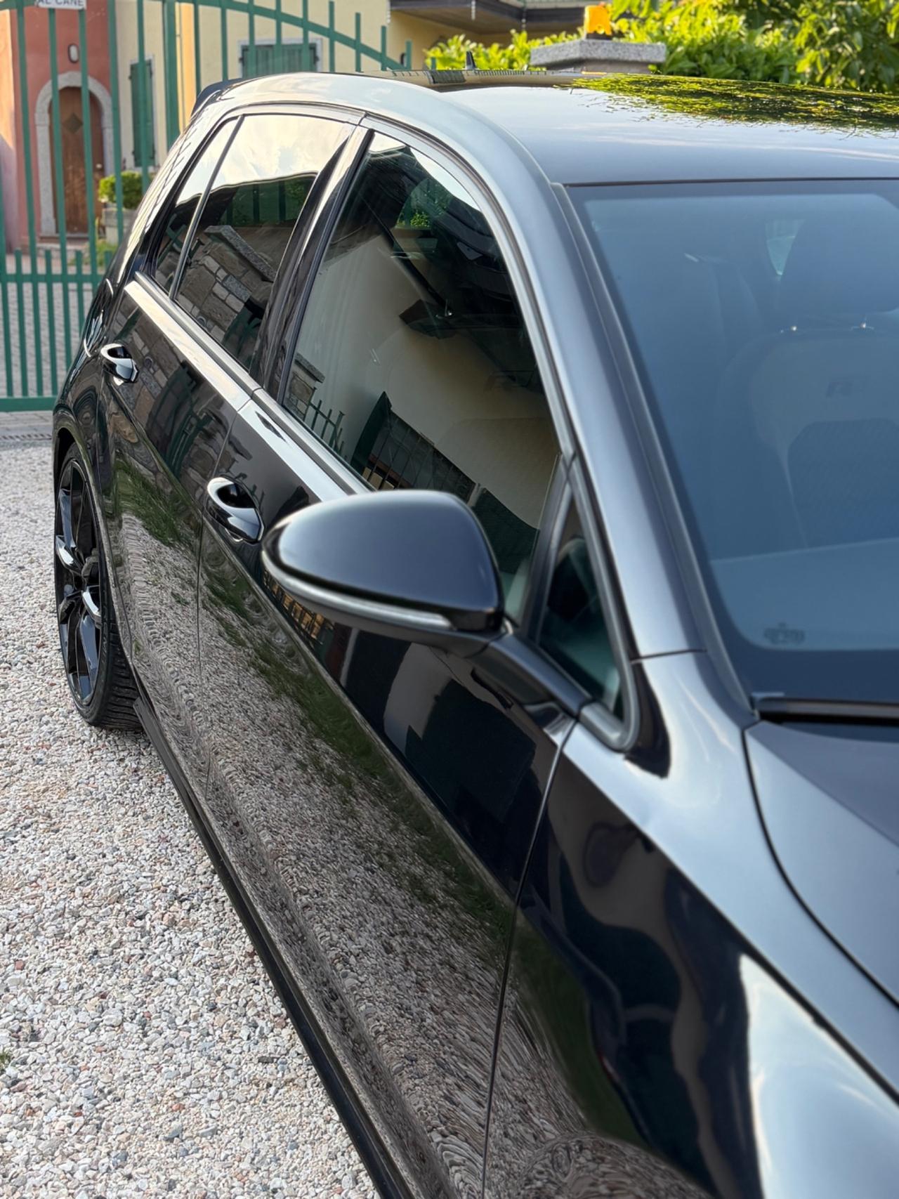 Volkswagen GOLF R LOOK FULLOPT TOTAL BLACK
