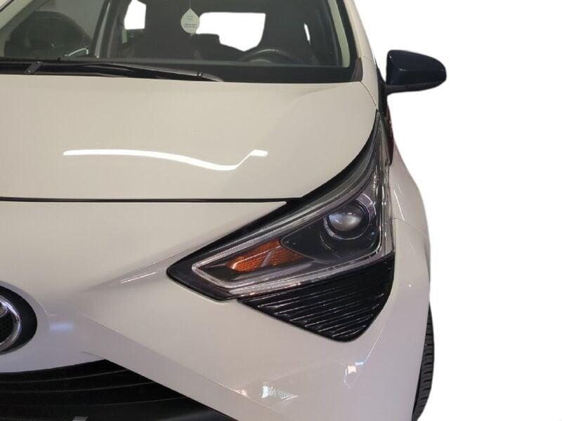 Toyota Aygo 1.0 VVT-i x-play