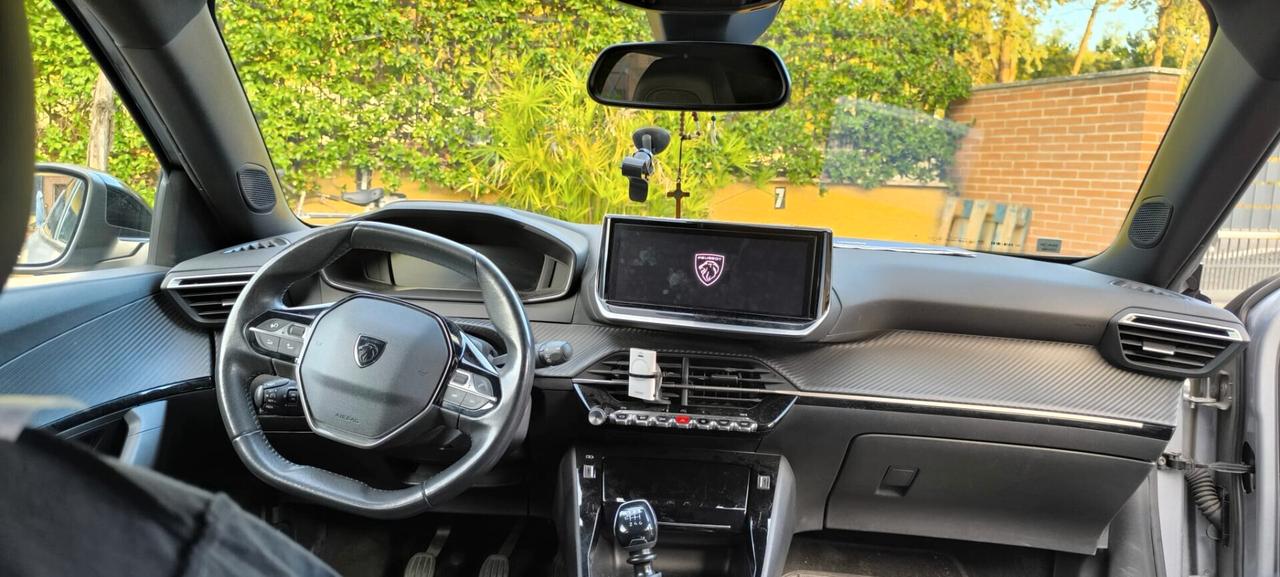 Peugeot 2008 full optional