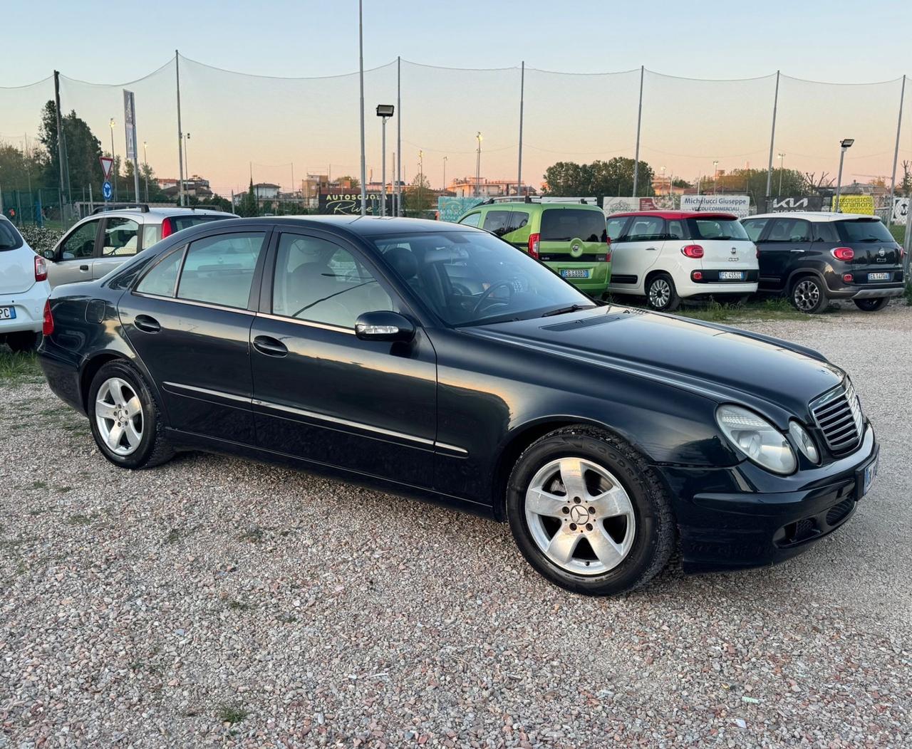 Mercedes-benz E 200 CDI cat Avantgarde