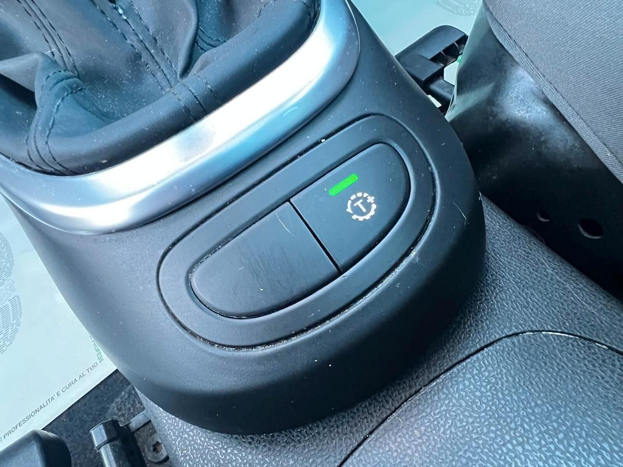 Fiat 500L 1.6 Multijet 120 CV Trekking Tetto panoramico