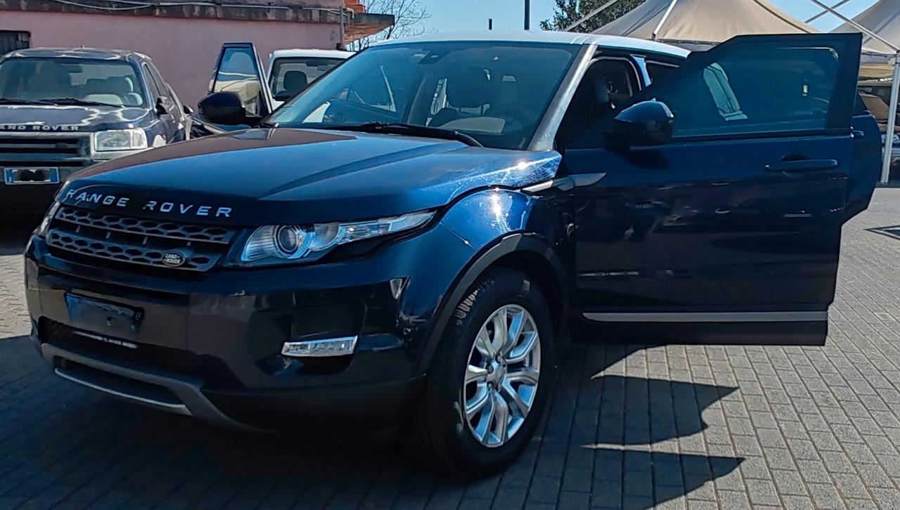 Land Rover Range Evoque 2.2 TD4 5p. Pure