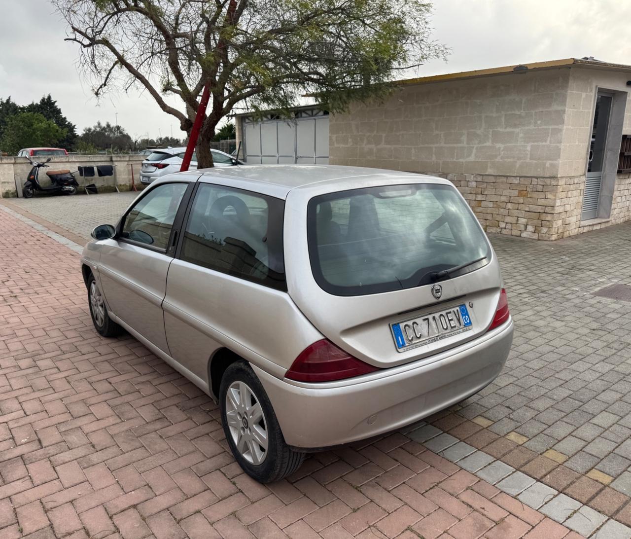 Lancia Y 1.2 BENZINA