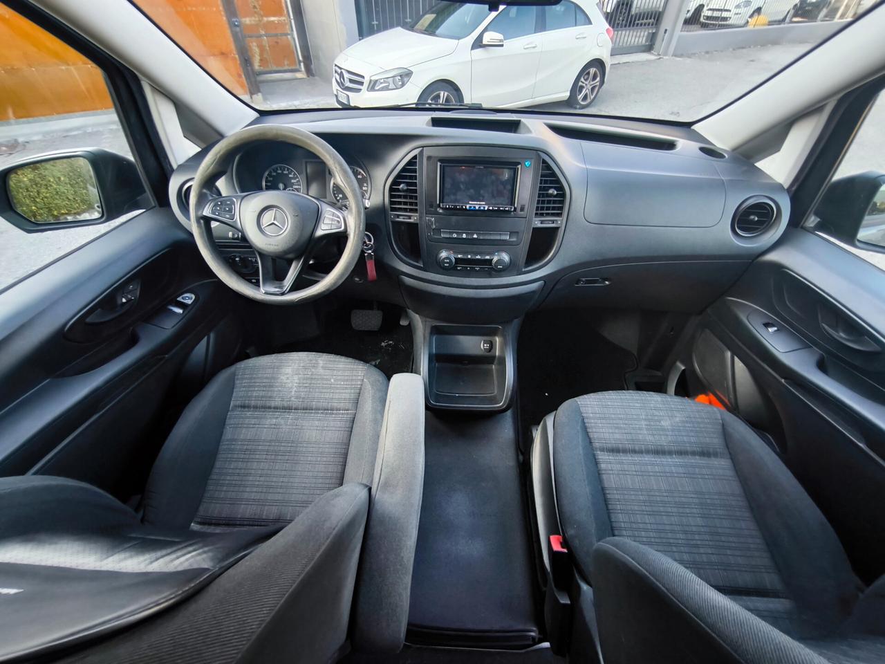 MERCEDES VITO 2,2 CDI MIXTO- AUTOMATICO- 5 POSTI- 114CV
