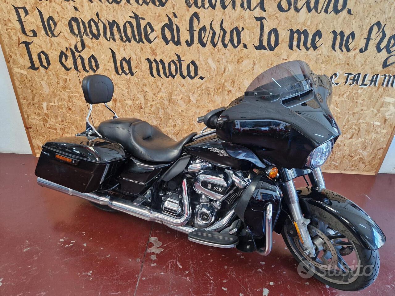 Harley-davidson FLHX Street Glide