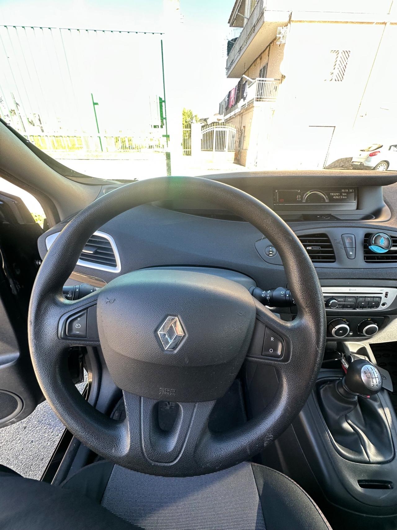 Renault Scenic Scénic XMod 1.5 dCi 110CV Live