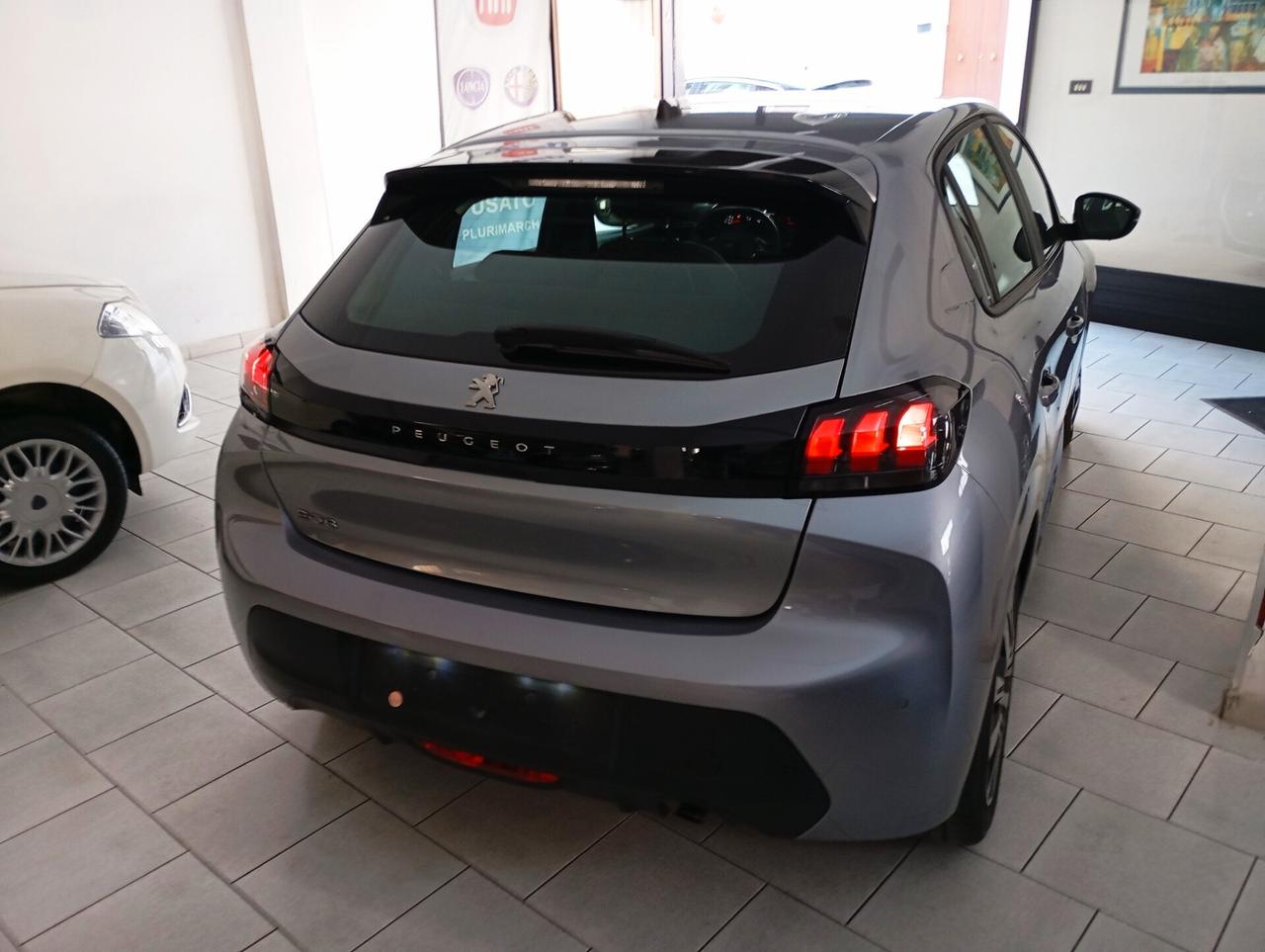 Peugeot 208 PureTech 75 Stop&Start 5 porte Active Pack (Disponibilità di altri colori)