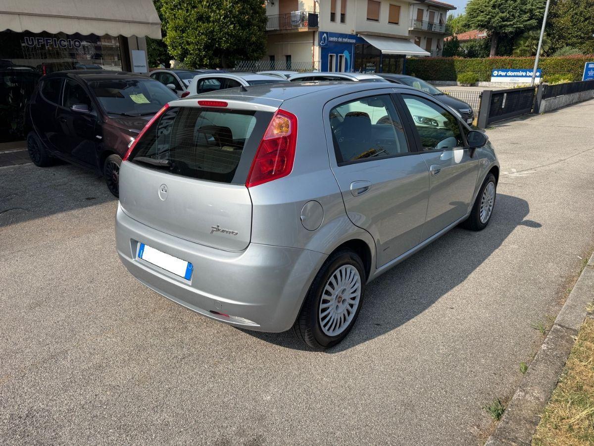 FIAT - Grande Punto - 1.2 5 porte Dynamic NEOPATENTATI