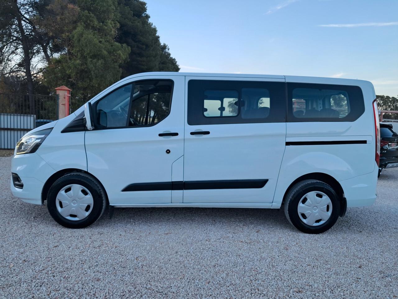 FORD TRANSIT CUSTOM 2.0 TDCI 131CV *9 POSTI* LH1