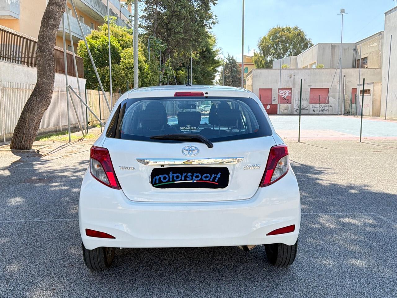 Toyota Yaris 1.0 5 porte Lounge
