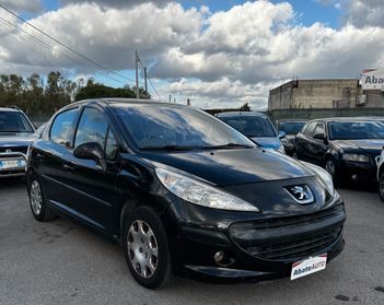 Peugeot 207 1.4 HDi 70CV 5p. X Line