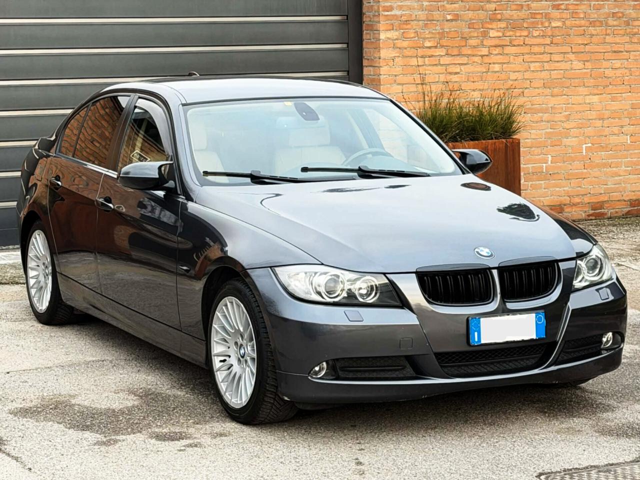 BMW 318i GPL-Berlina-189.000KM-Navi,Xeno,Pelle-FULL