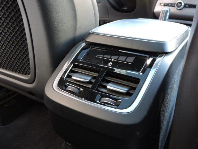 VOLVO XC90 B5 (d) AWD PLUS DARK AUTOMATICA 7P.