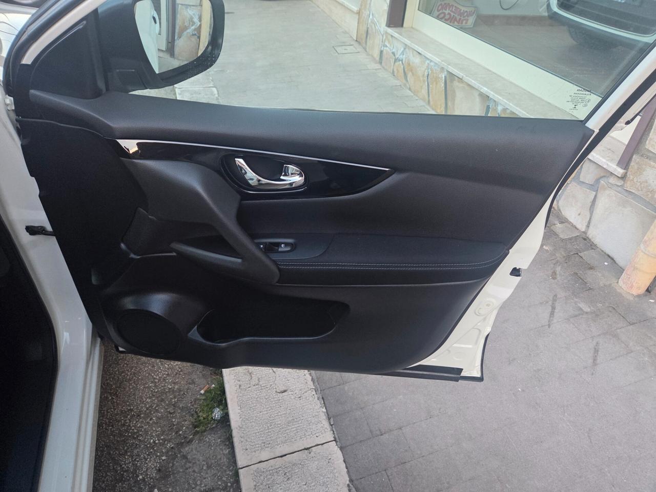 NISSAN QASHQAI ANNO 2018 SOLI KM 100000 CERTIFICATI