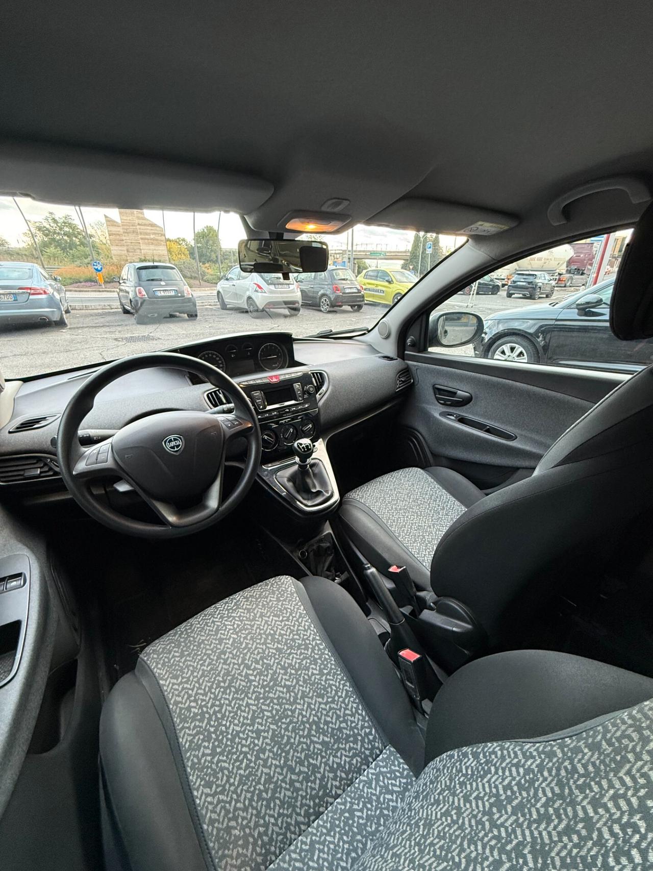 Lancia Ypsilon 1.2 69 CV 5 porte GPL Ecochic Gold