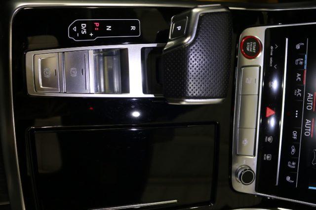 AUDI SQ8 TDI quattro tiptronic