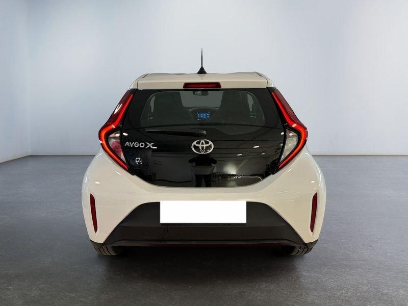 Toyota Aygo X 1.0B (72 CV) Active