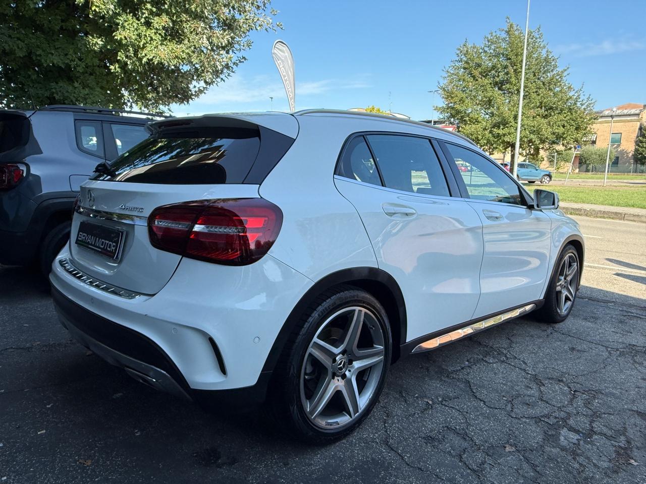 Mercedes-benz GLA 200 d Automatic 4Matic Premium