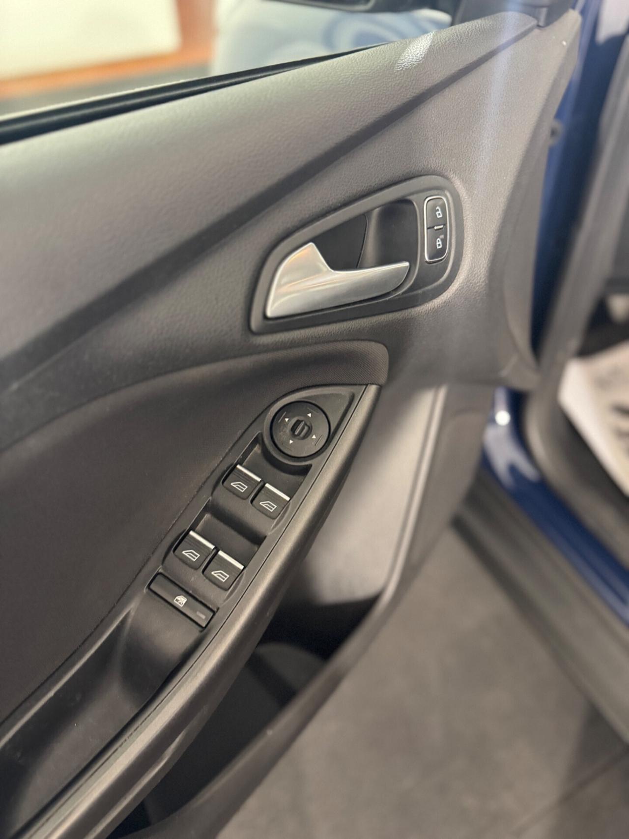 Ford Focus 1.0 EcoBoost 100 CV Start&Stop Plus FRIZIONE NUOVA