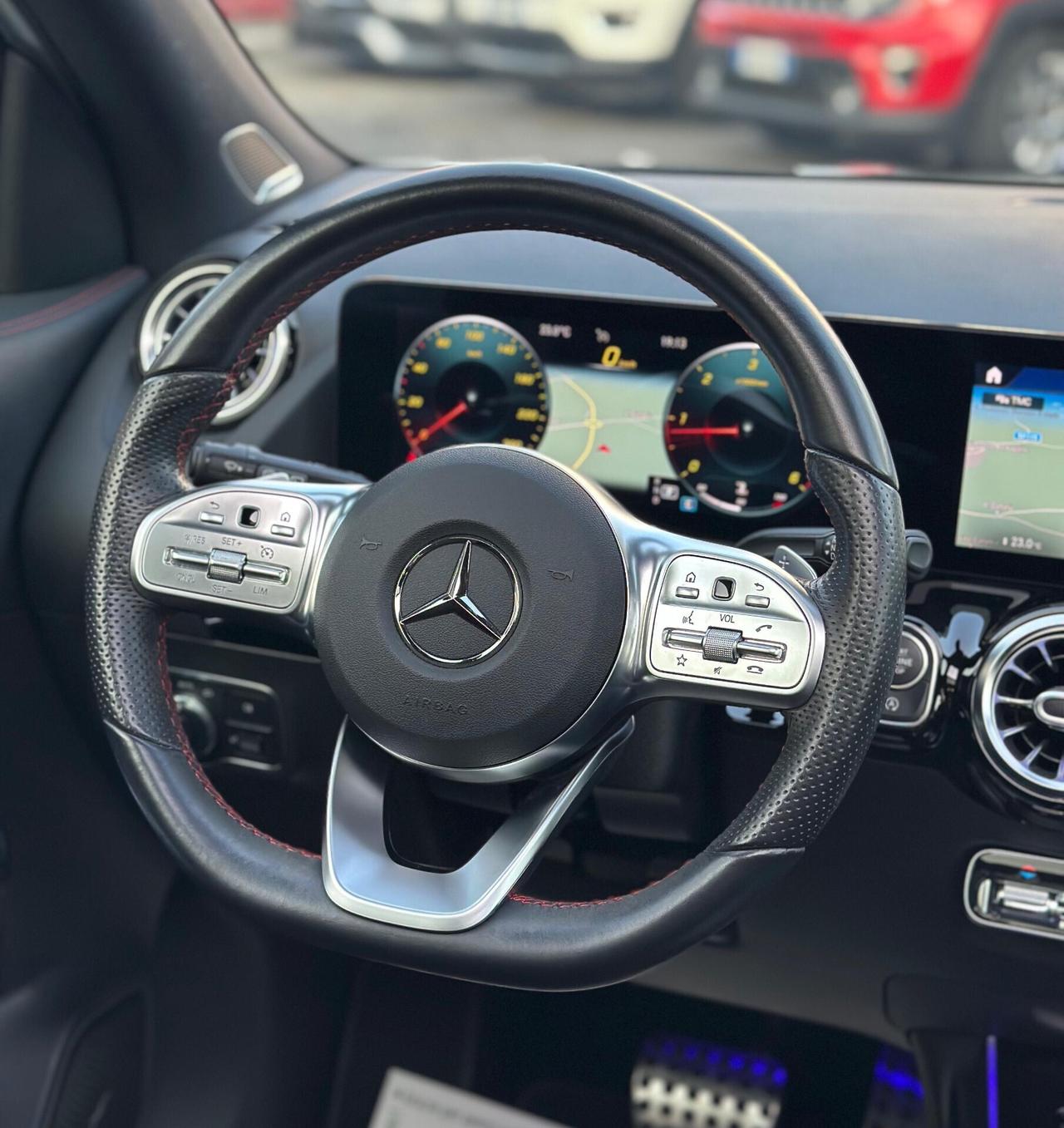 MERCEDES GLA 200D 150CV PREMIUM AMG NIGHT EDITION