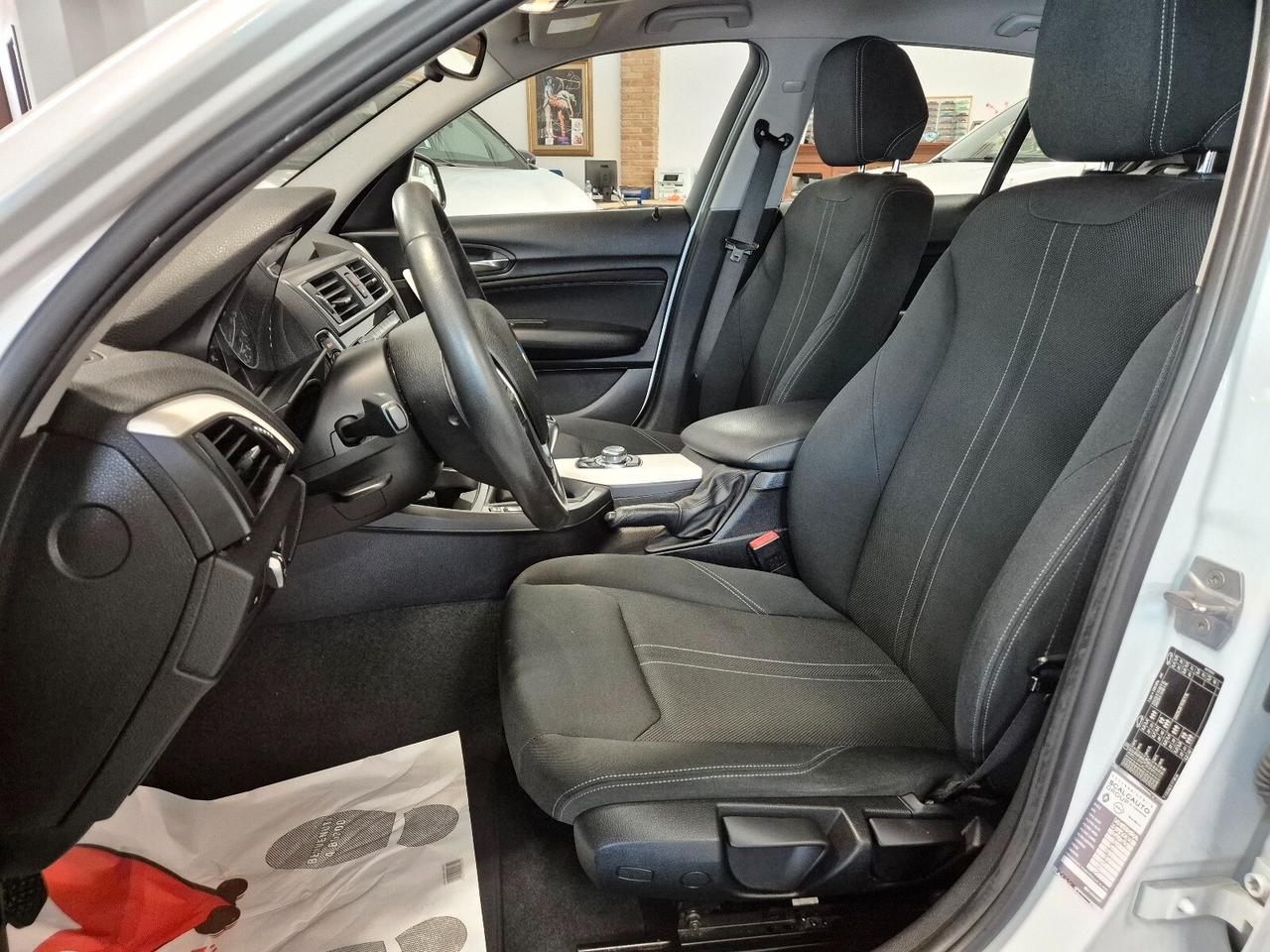 Bmw 116 116d 5p. Urban