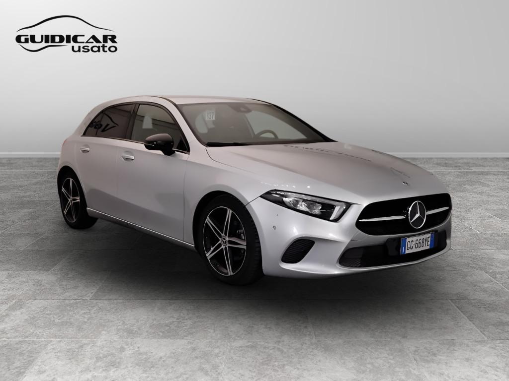Mercedes-Benz Classe A - W177 2018 - A 180 d Sport auto