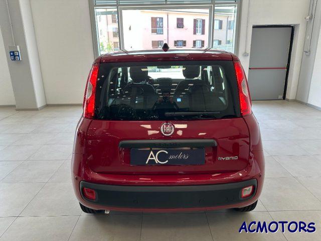 FIAT Panda 1.0 FireFly S&S Hybrid Pandina