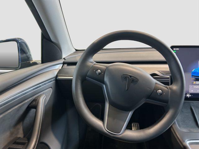 TESLA Model Y Model Y AWD Performance