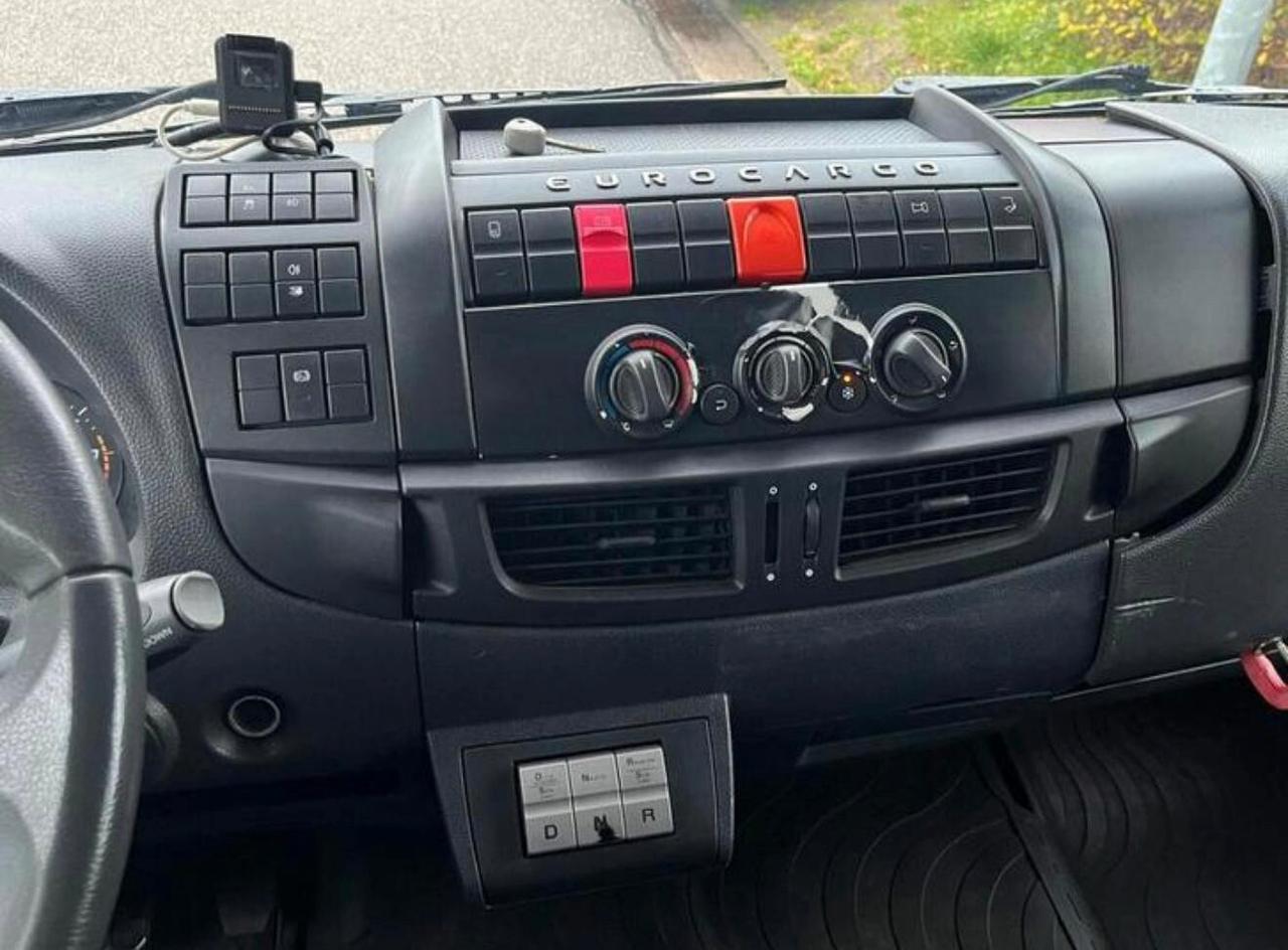 IVECO EUROCARGO 190 E28 /P CENTINA E TELONE