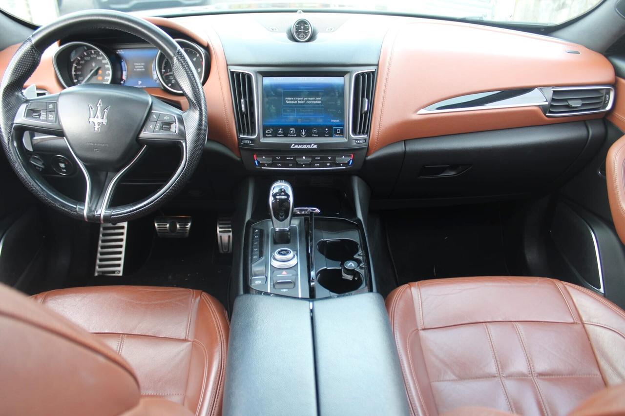 Maserati Levante V6 Diesel 275 CV AWD
