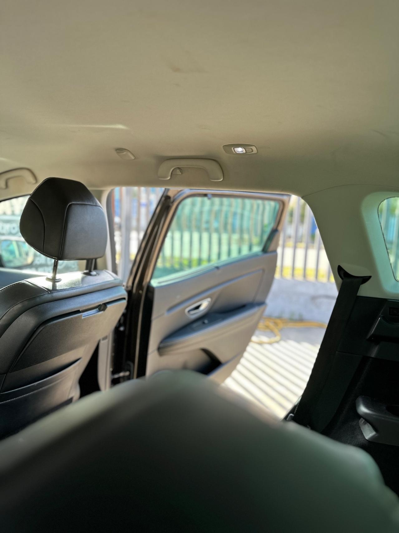 RENAULT GRAN SCENIC (anno 2018) CAMBIO AUTOMATICO