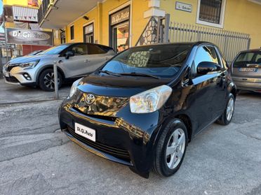 Toyota iQ 1.4 D-4D 90cv Multidrive
