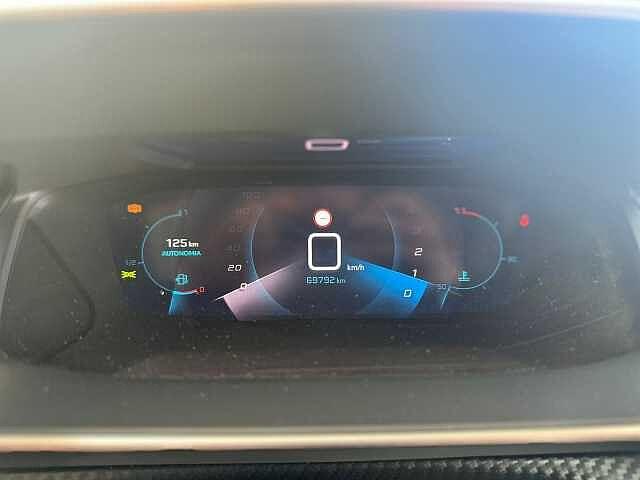 Peugeot 2008 BlueHDi 110 S&S Allure Pack