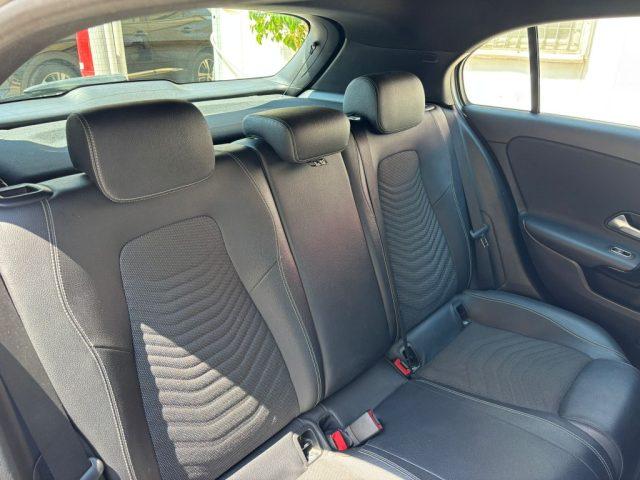 MERCEDES-BENZ A 180 d Automatic Business