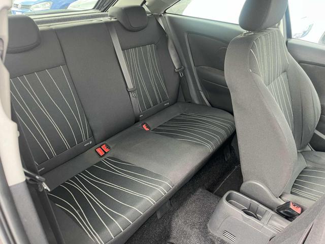 OPEL Corsa 1.2 3 porte Sport