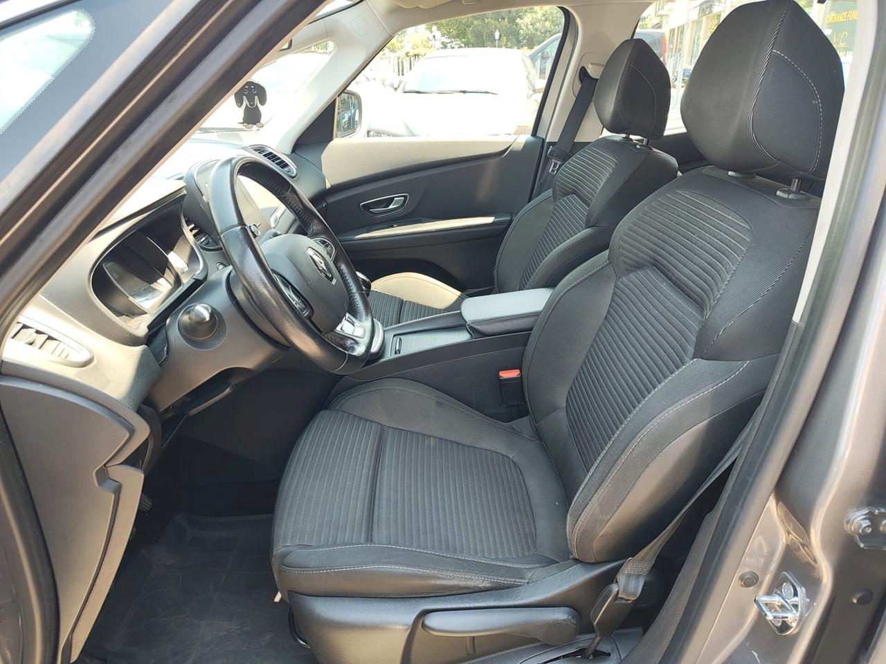 Renault Scenic 7 POSTI 1.5DCI NEOPATENTATI E6