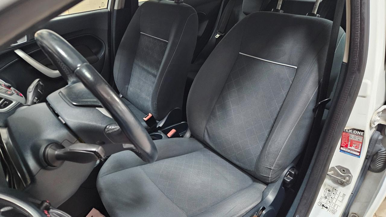 Ford Fiesta 1.4 TDCi 70CV 3 porte Titanium