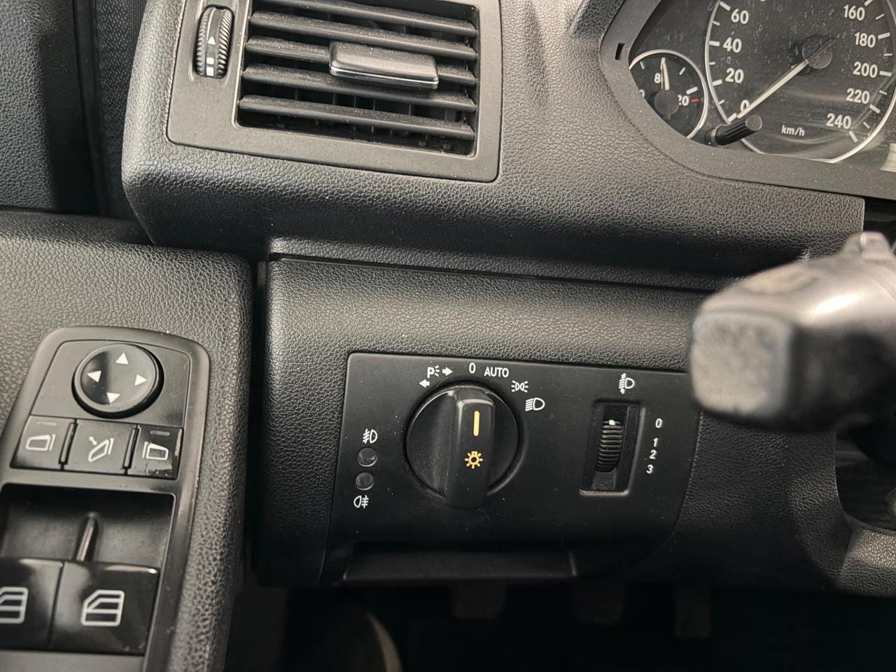 Mercedes-benz A 150 160 BlueEFFICIENCY Elegance