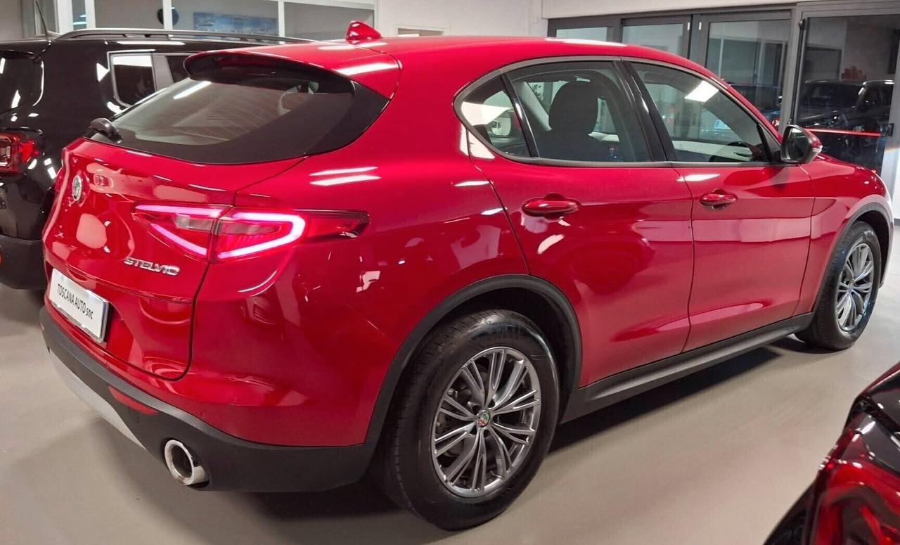 Alfa Romeo Stelvio 2.2 Turbodiesel 160 CV AT8 RWD Business