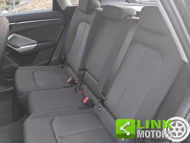 AUDI Q3 35 TDI S tronic Business