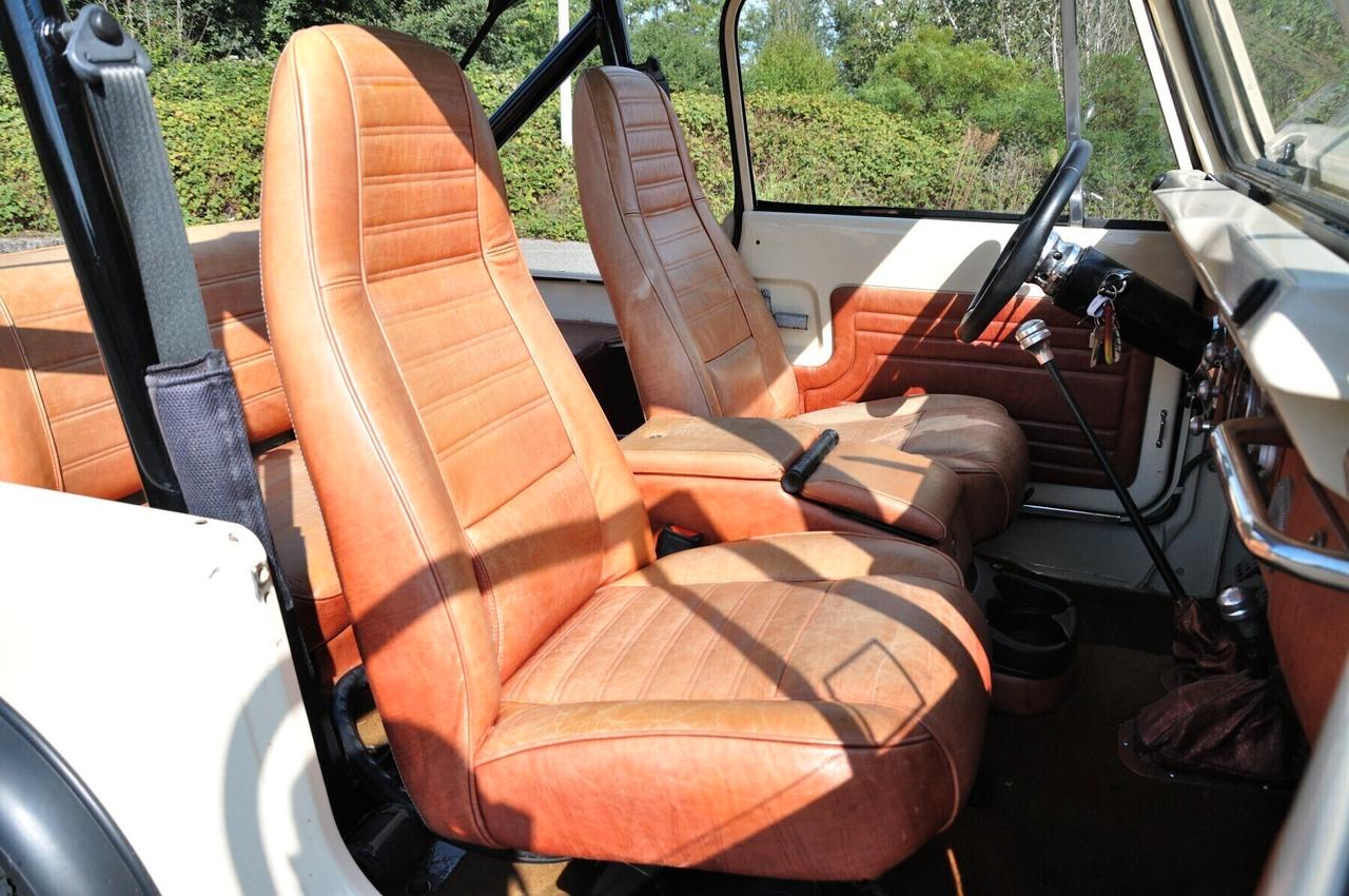Jeep CJ-7 Golden Eagle 5.0 V8 AMC 304