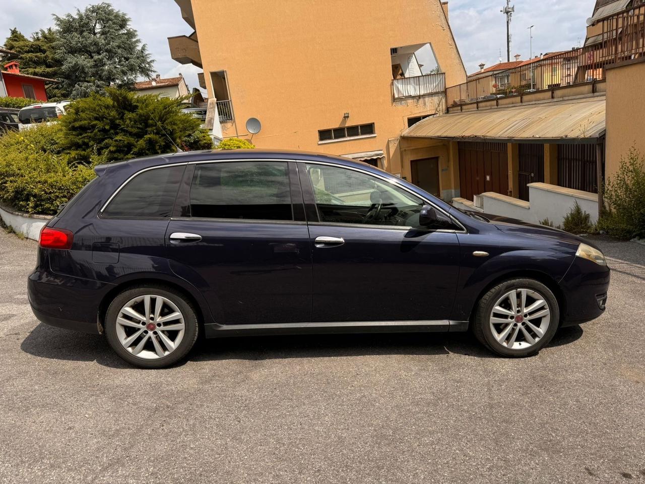 Fiat Croma 1.9 Multijet 16V Must