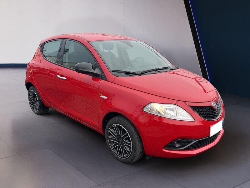 Lancia Ypsilon III 2015 1.0 hybrid Gold s&s 70cv