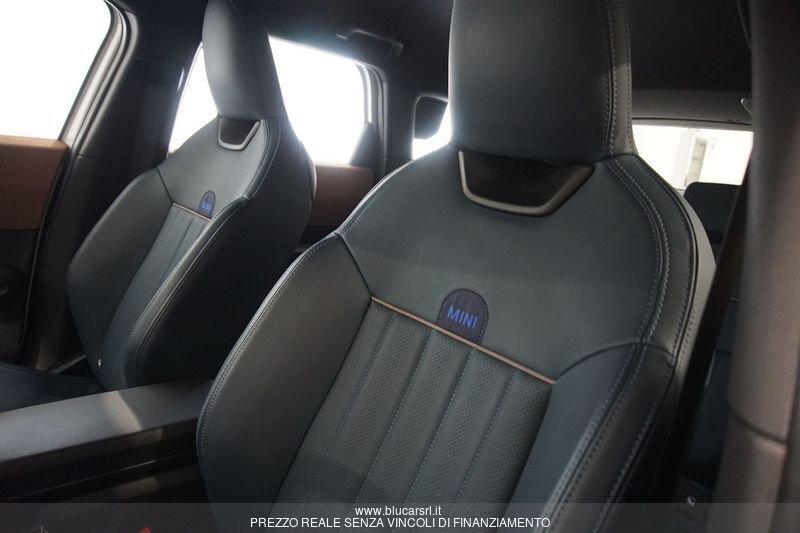 MINI Countryman C 48V Favoured