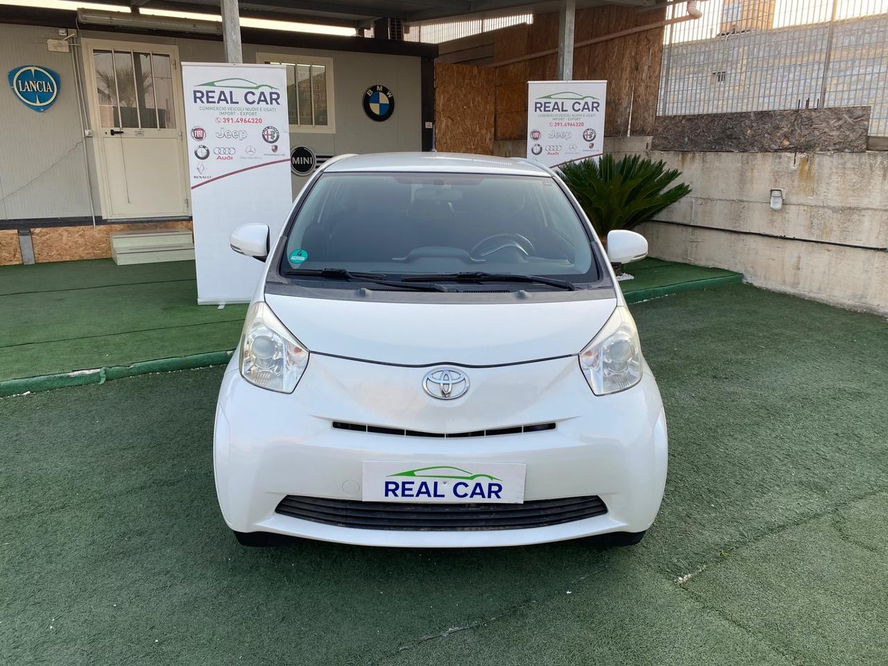 Toyota iQ Clima Benzina Neopatentati