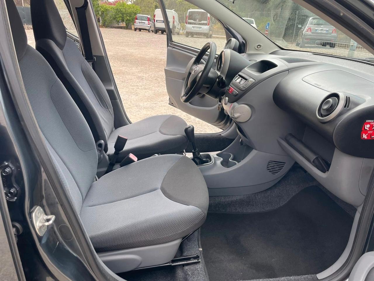 Toyota Aygo 1.0 12V VVT-i 5 porte