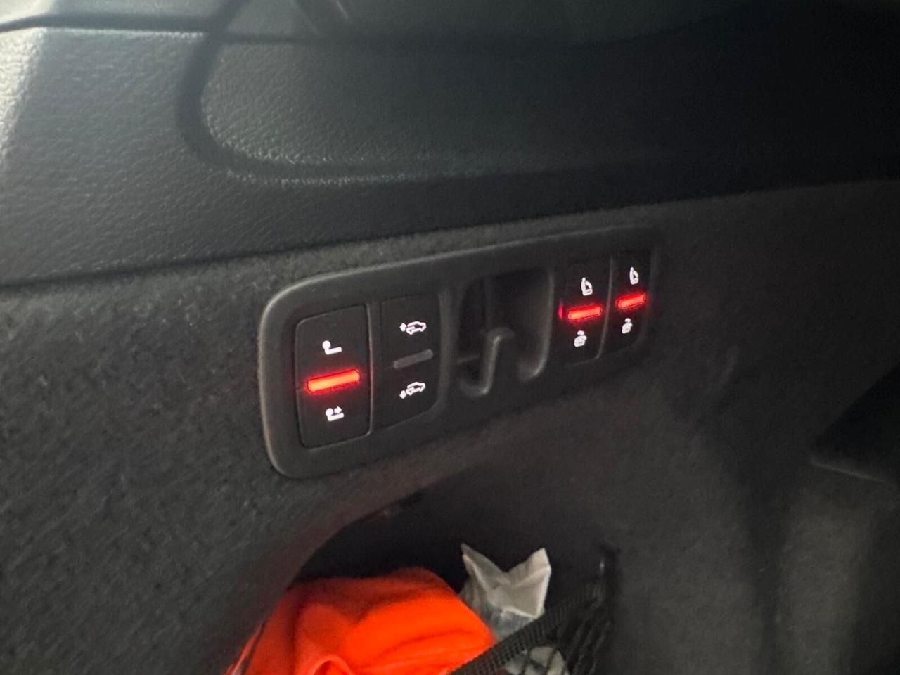 Audi Q7 SQ7 4.0 V8 TDI quattro tiptronic sport attitude