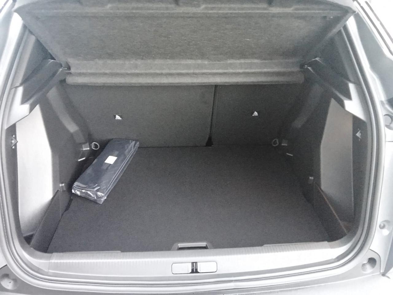 Peugeot 2008 Hybrid 145 e-DCS6 GT