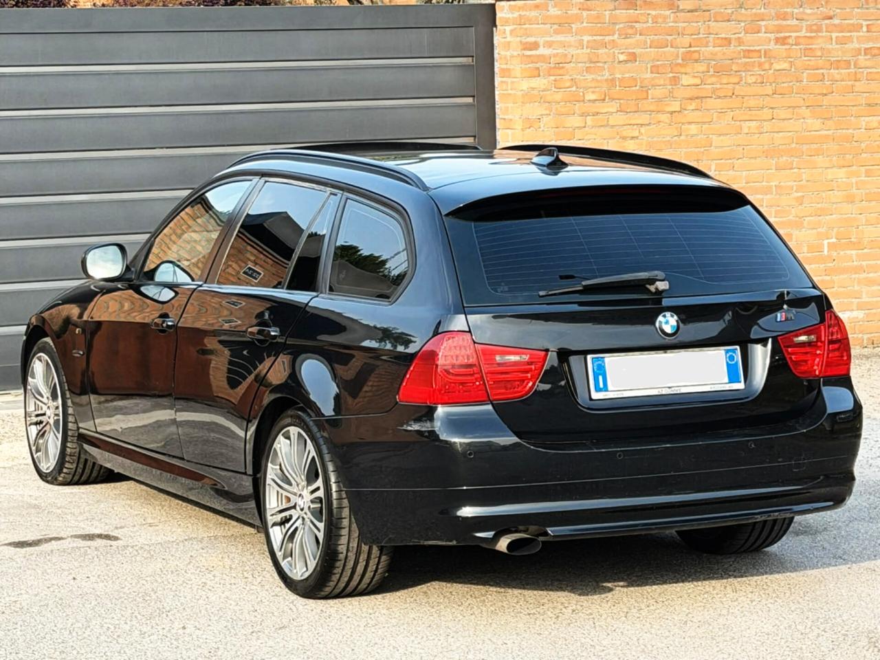 Bmw 318d aut-Restyling-Navi.Tetto,Pelle,Xeno-Full-Euro5