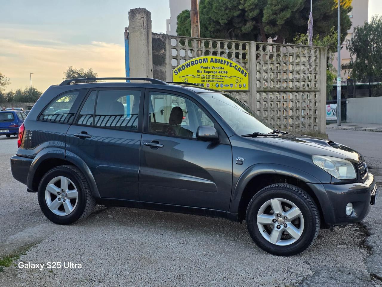 Toyota RAV4.com 2.0 Tdi D-4D cat 5 porte Sol PERFETTA